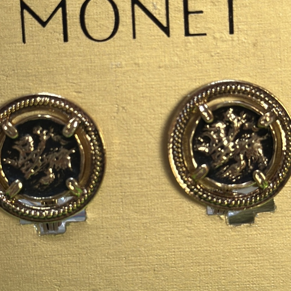 Monet French Clip Earrings on original card Gold Metal - 3/4” - Picture 2 of 8